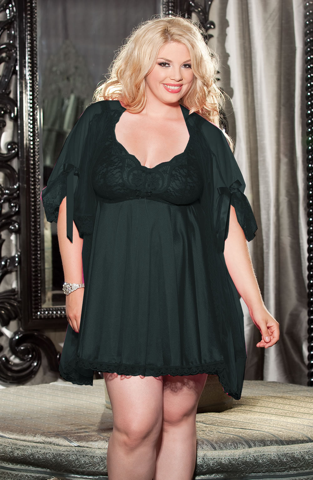  SHIRLEY OF HOLLYWOOD 3 PIECE BABYDOLL -INC G-STRING AND 15 DENIER/SHEER LACE ROBE- BLACK